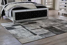 Load image into Gallery viewer, Brycebourne Medium Rug
