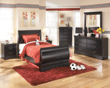 Load image into Gallery viewer, Huey Vineyard  Sleigh Bed
