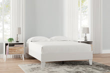 Load image into Gallery viewer, Piperton Full Platform Bed with Dresser, Chest and Nightstand
