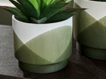 Load image into Gallery viewer, Ardenridge Planter Set (2/CN)
