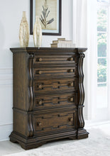 Load image into Gallery viewer, Maylee Five Drawer Chest
