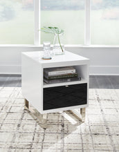 Load image into Gallery viewer, Gardoni Chair Side End Table
